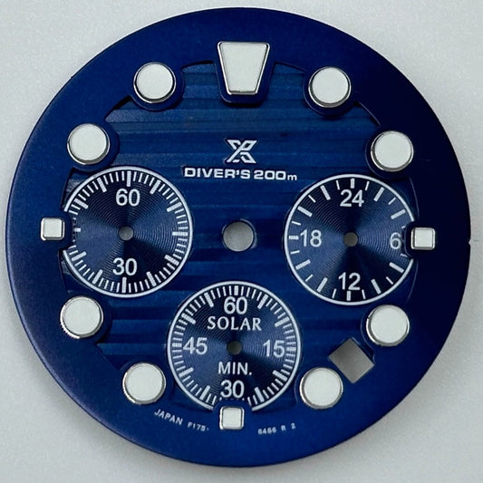 31mm blue-green luminous watch dial with single calendar, compatible with VD53 movement, for precise timekeeping.