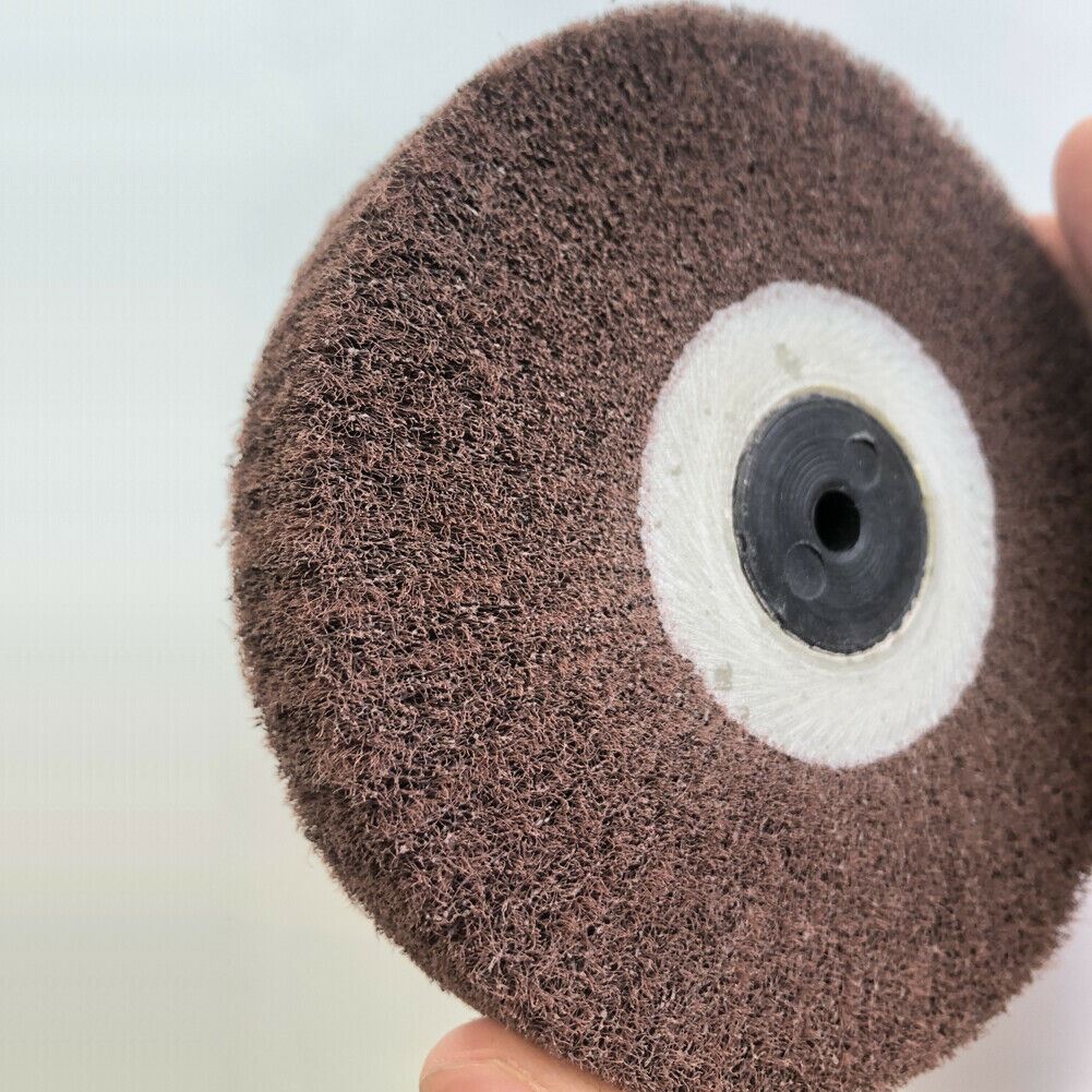 Bergeon 6085-F3 fine grain aluminum oxide polishing brush for precise watch accessory care.