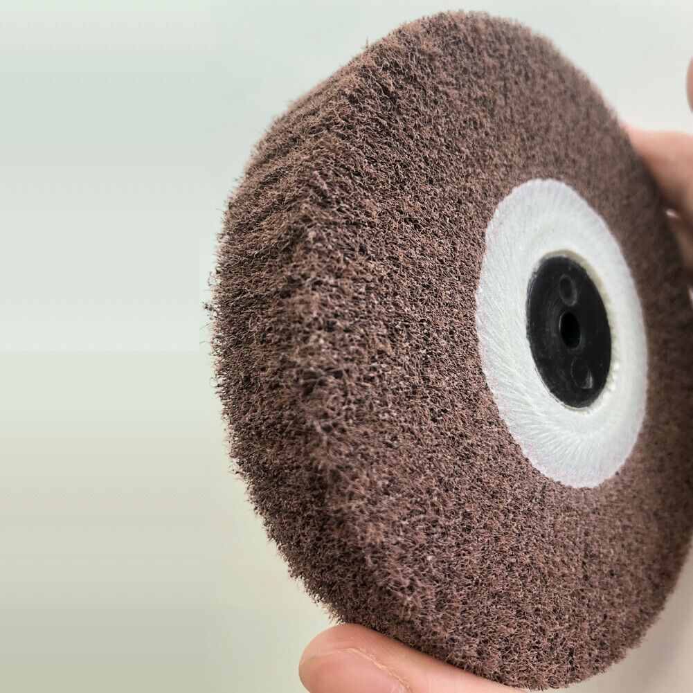 Bergeon 6085-F3 aluminum oxide polishing brush for precise watch accessory maintenance and cleaning.