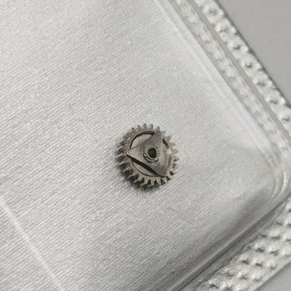 Watch part Ref.240 Driver Cannon Pinion replacement for 7750 movement, precise and durable.