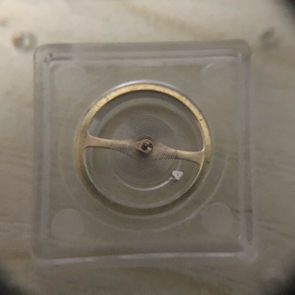 Movement watch part balance wheel replacement for Miyota 8200, precision spare component.