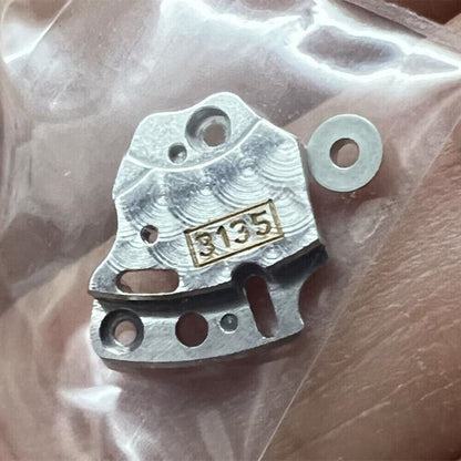 Replacement winding bridge for RLX 3135 watch movement by Generic Watch Parts, precise fit and durable.