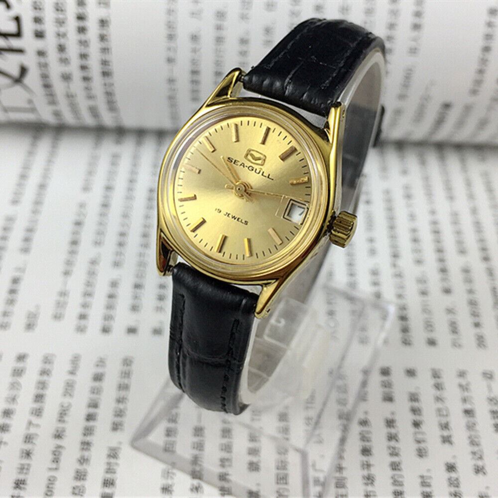 Seagull Lady Watch with golden dial, 19 jewels, manual mechanical movement, classic Tianjin elegance.