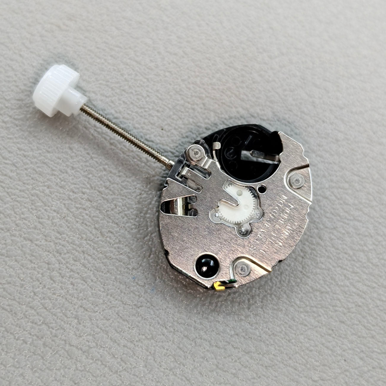 2 PIECES Sunon PE11 Watch Quartz Movement 3 Hands