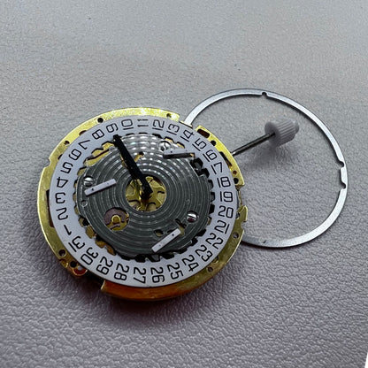 Swiss ISA 8171 Quartz Movement Date@4 White Disk 6 Hands Movement