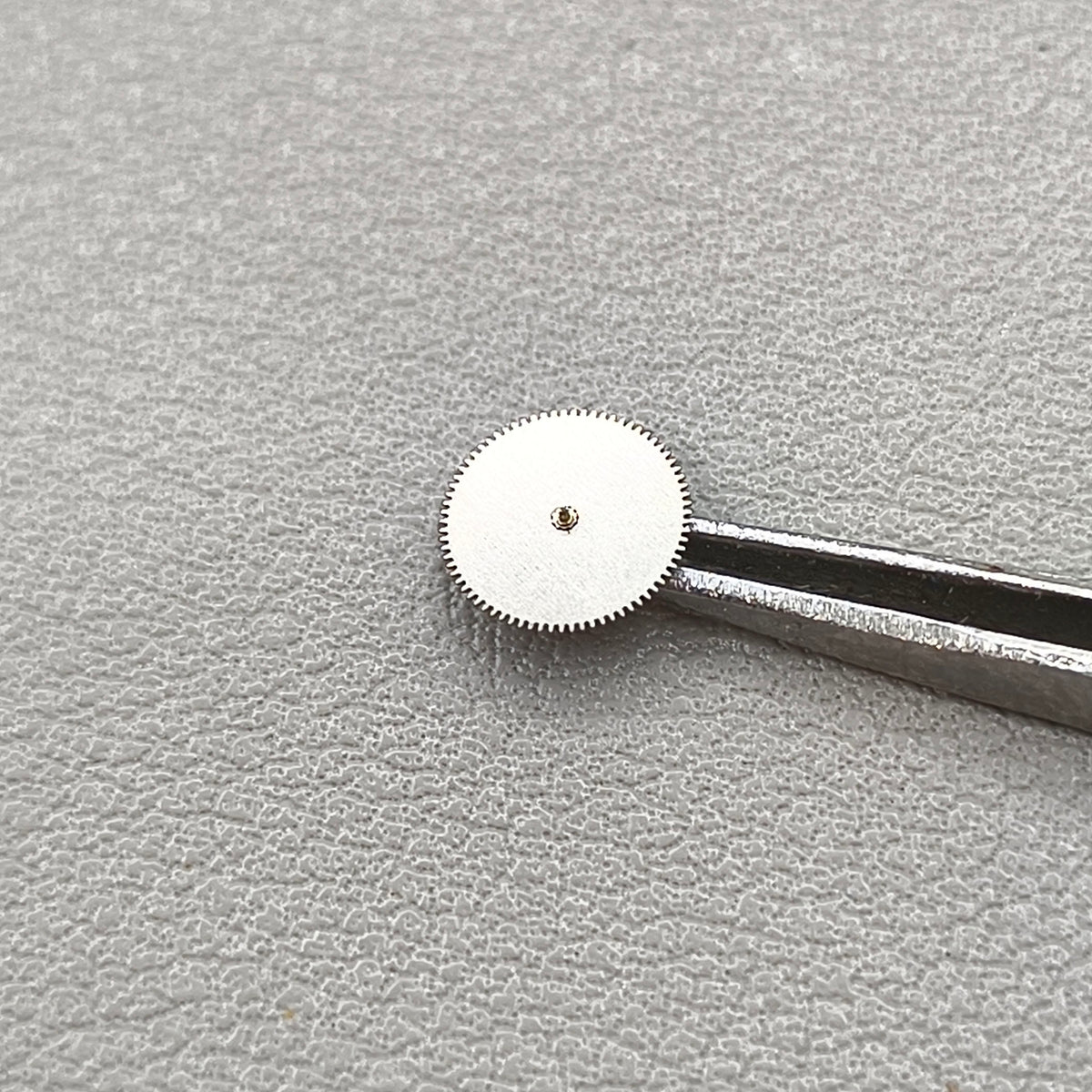 2 PIECES Replacement Third Wheel Generic for Seiko NH35 NH36 Movement