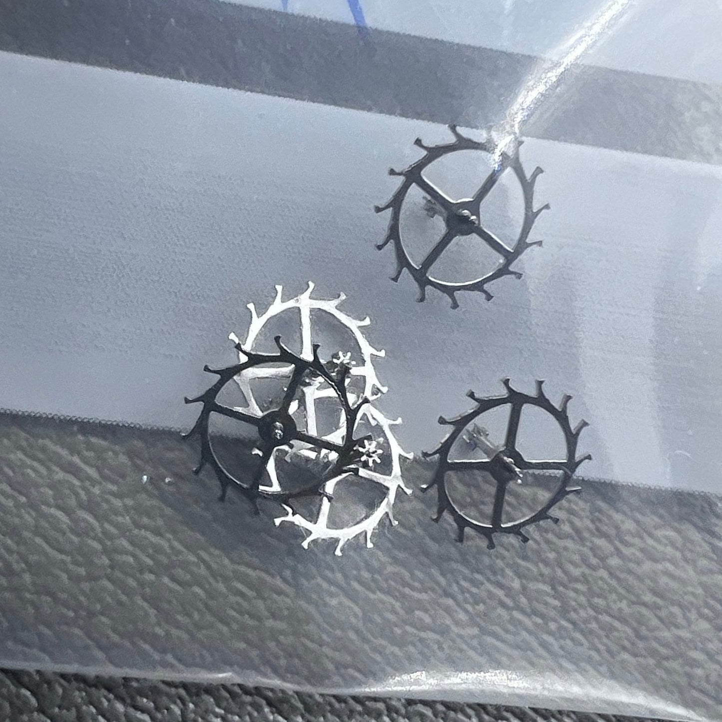 Set of 5 Escape Wheels for Shanghai 7120 mechanical watch movement, precise gear parts.