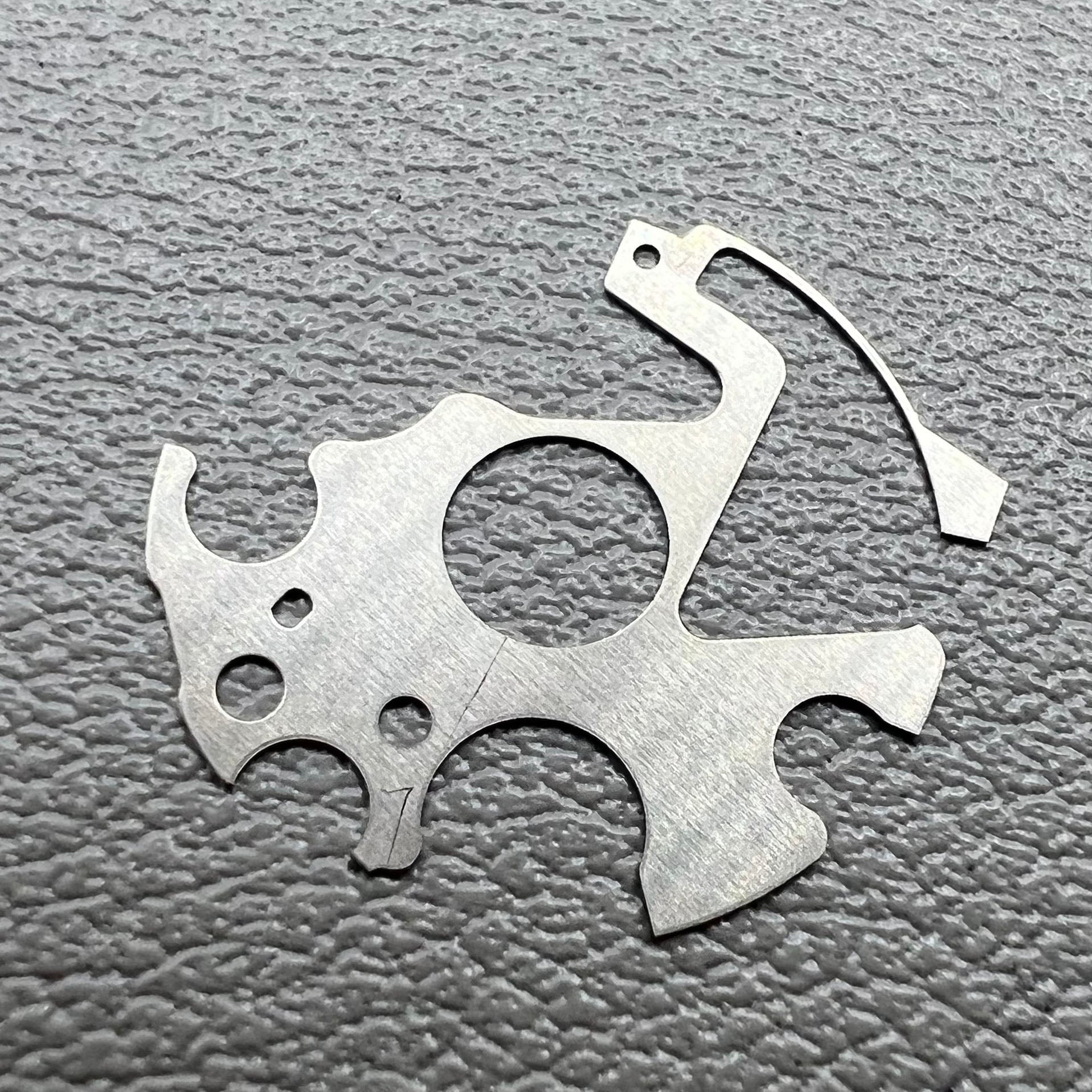 Date Jumper Splint for Seiko NH35 NH36 movement, precision watch part for reliable time adjustment.