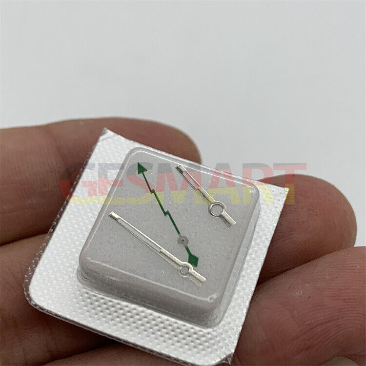 Green luminous 3-hand set with lightning second hand for Miyota NH35/NH36, enhancing watch visibility and style.