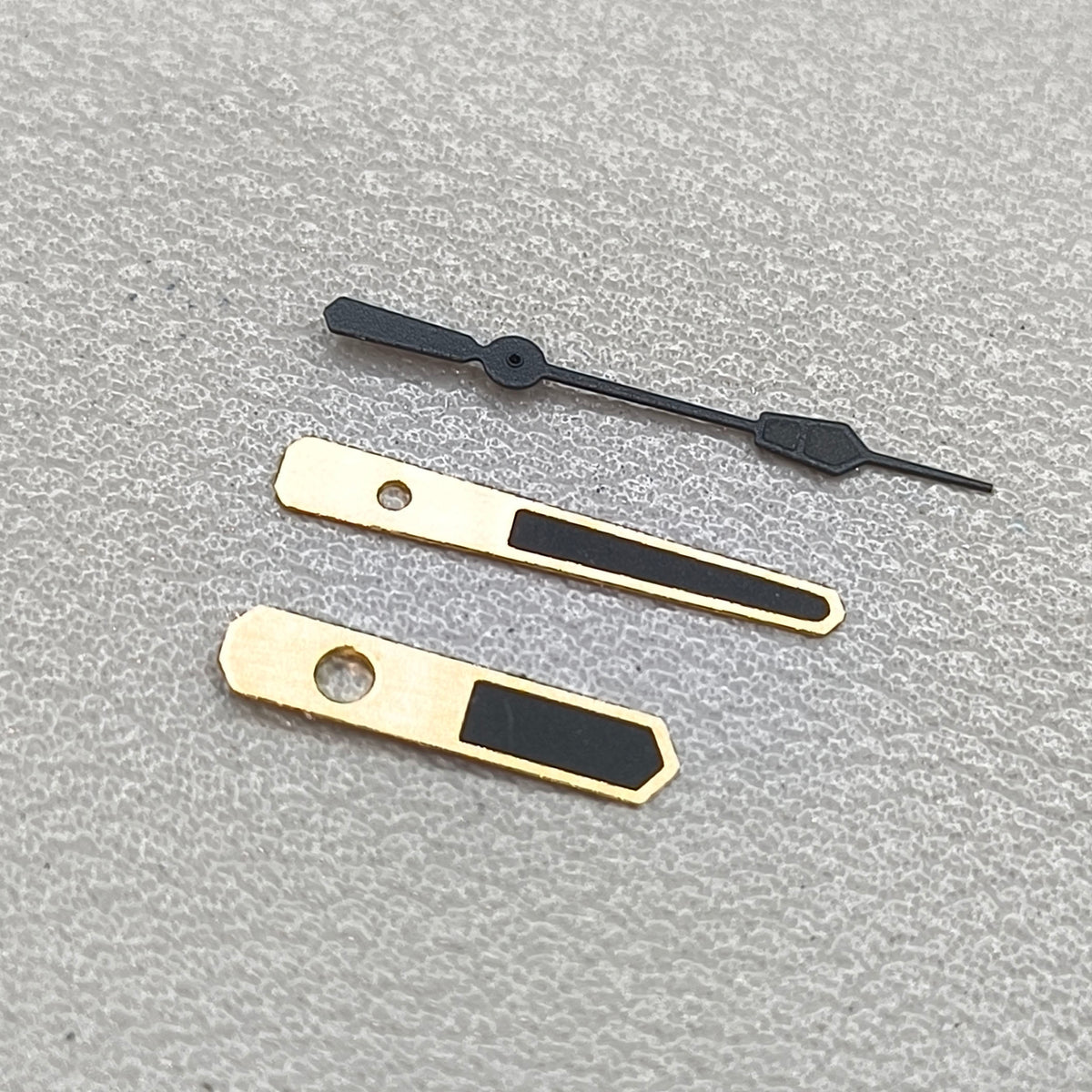 NO Lume Black Painted Golden Trim Watch Hands for NH35 NH36 NH70 NH72