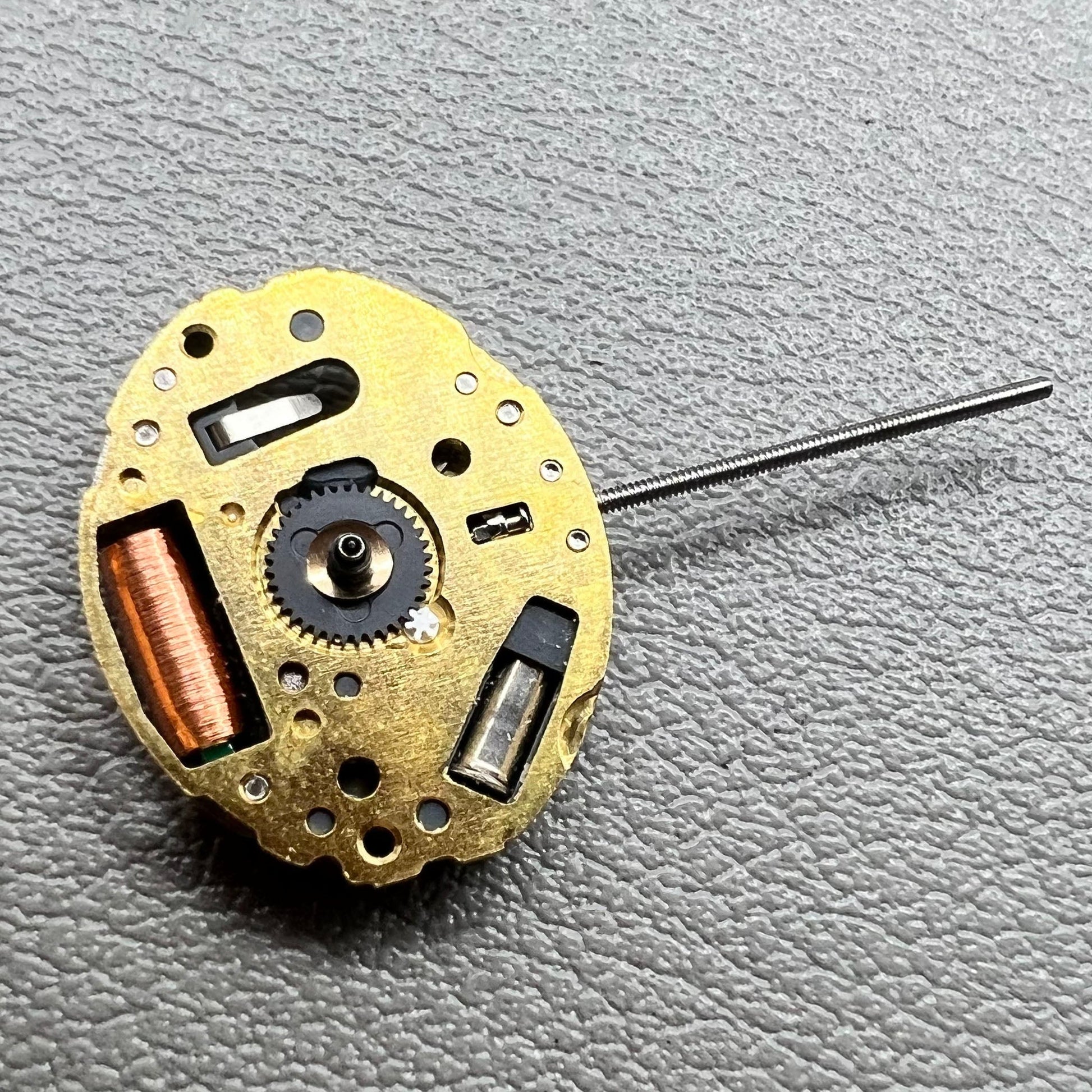 Miyota 5Y30 quartz watch movement from Japan with precision timekeeping for watch accessories.