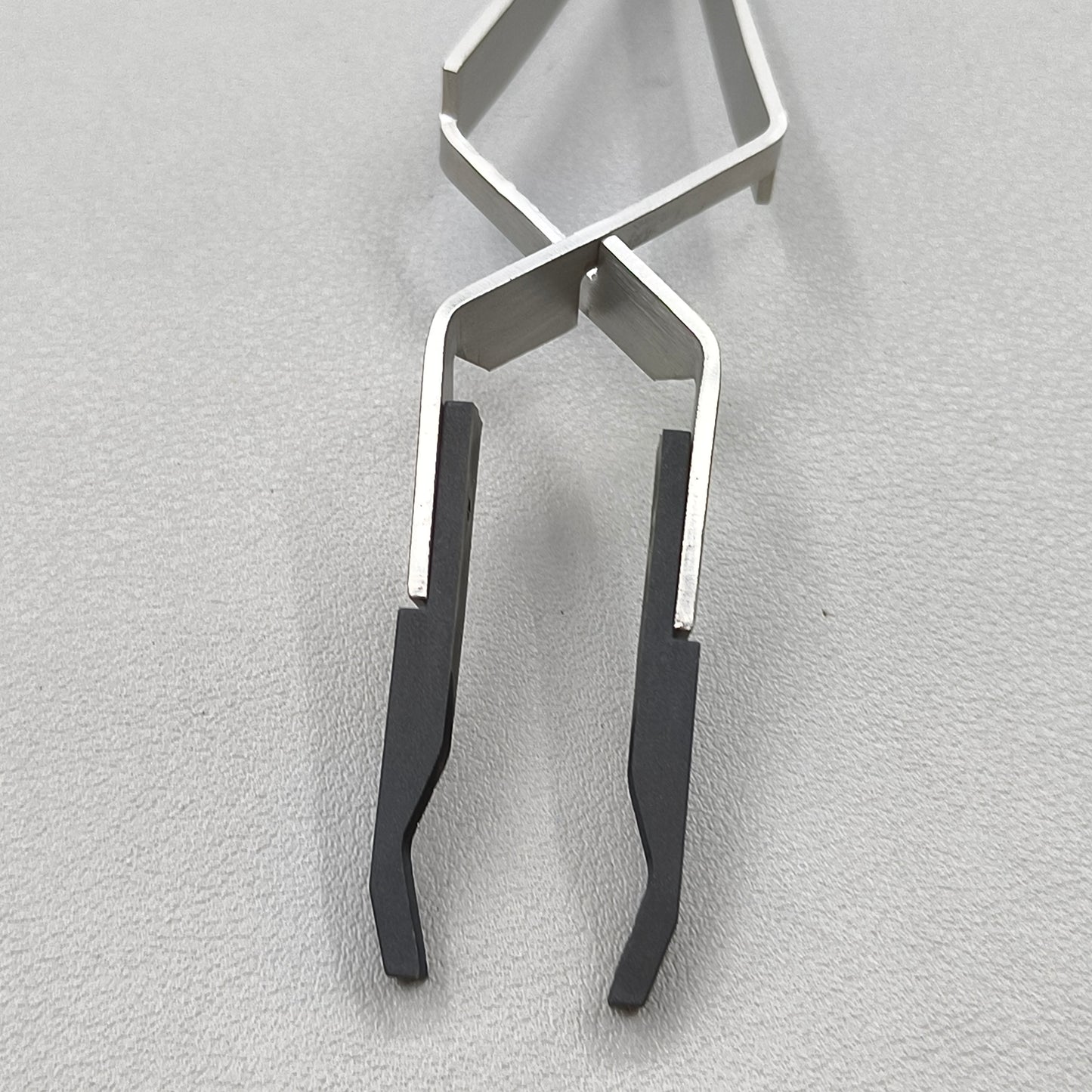 Swiss Bergeon 7140 Cross Locking Tweezers for Crystals and Dials