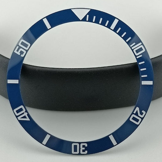 37,5 mm NO Lume Keramik Blau SUB Uhrenlünette Schräge weiße Schrift Uhrenteil