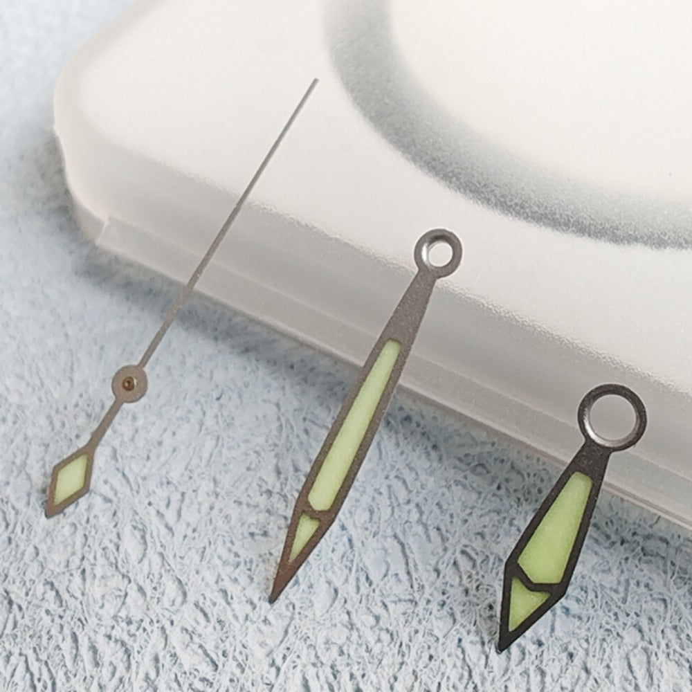 Silver trim 18.5mm watch hands with C3 green lume, compatible with NH34/35/36/38/39/70 movements.