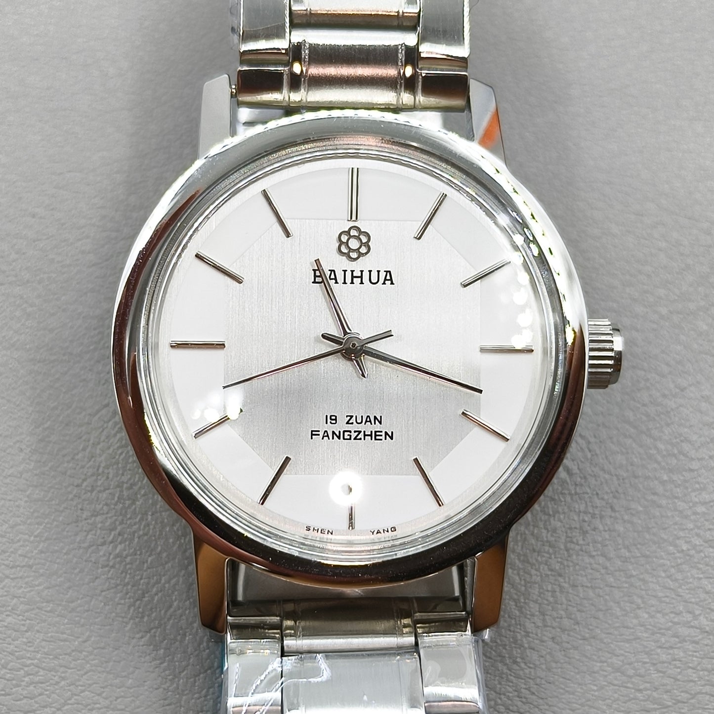 37mm China Baihua Manual Mechanical Watch 19 Jews Silver Band Shock-Resistant