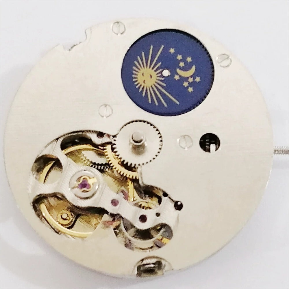 Chinese 2813 8205 Auto Mechanical Movement 2 Hands with Second Hands@4.5 Moonphase