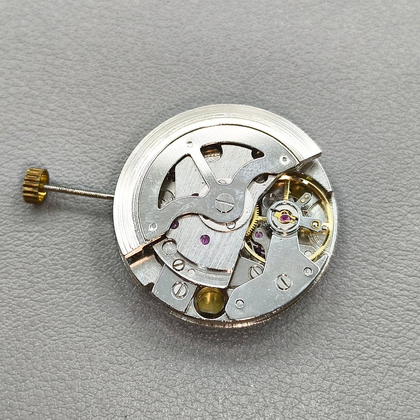 China 7120 Automatic Mechanical Watch Movement Single Calendar 3 Hands