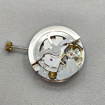 China 7120 Automatic Mechanical Watch Movement Single Calendar 3 Hands