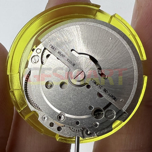 Genuine Silver Miyota Citizen 8200 8215 automatic watch movement with day-date function for precise timekeeping