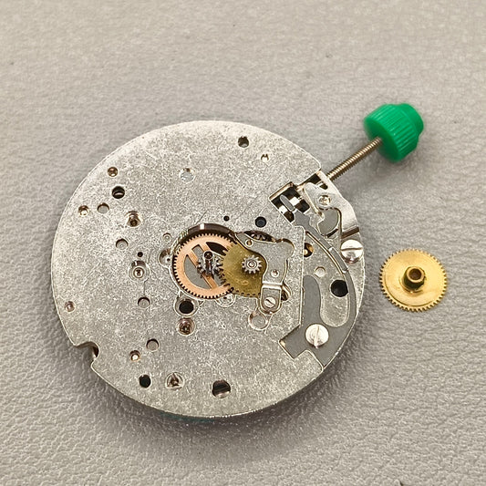 Swiss ETA 6640B ETA6640.B Quartz Watch Movement 3 Hands Green Circuit Board