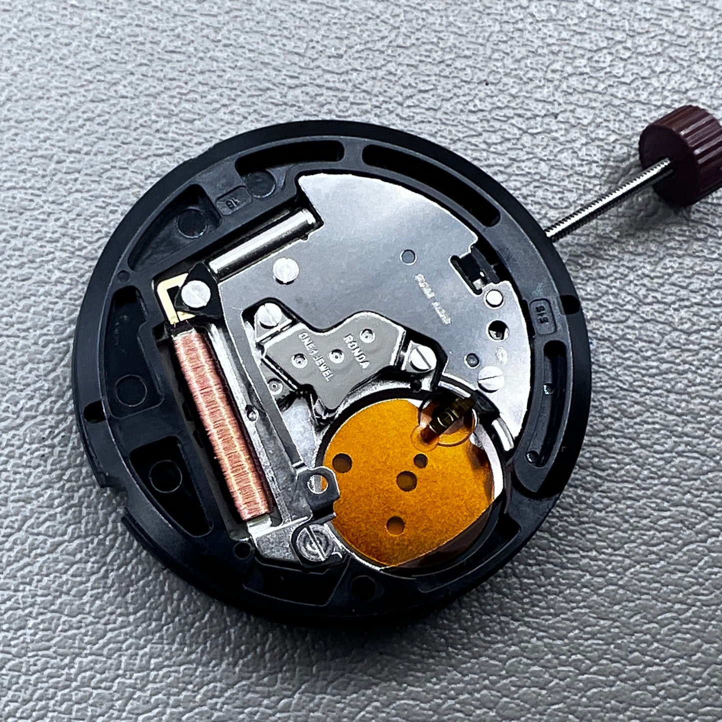 Swiss Ronda 515 Watch Quartz Movement Date@3