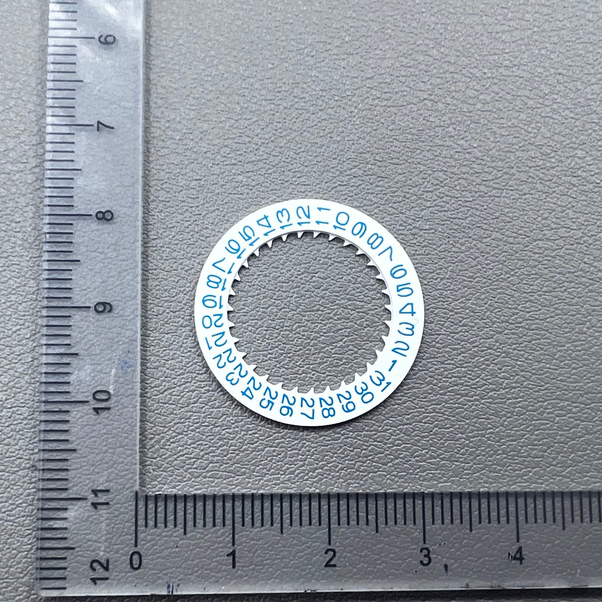 Blue date wheel with white background for NH35/NH36 watches, clear disk date display