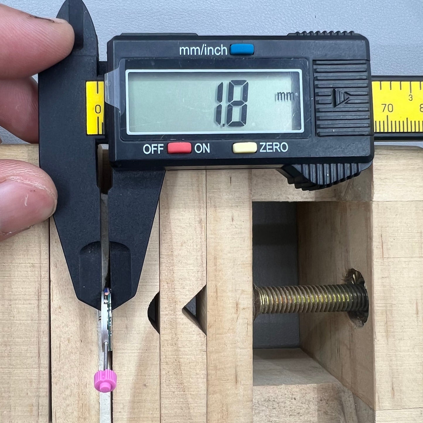 Cartier Quartz Swiss Original Modell CTR-157 Uhrwerk