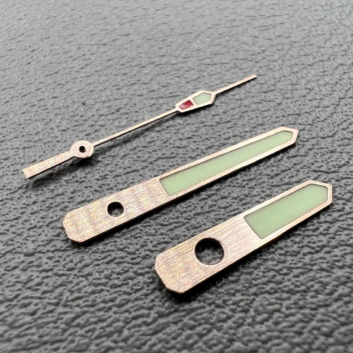 13mm Roségold Farbige C3 Grüne Leuchtzeiger Set Passend für NH35 NH36 Uhrwerk