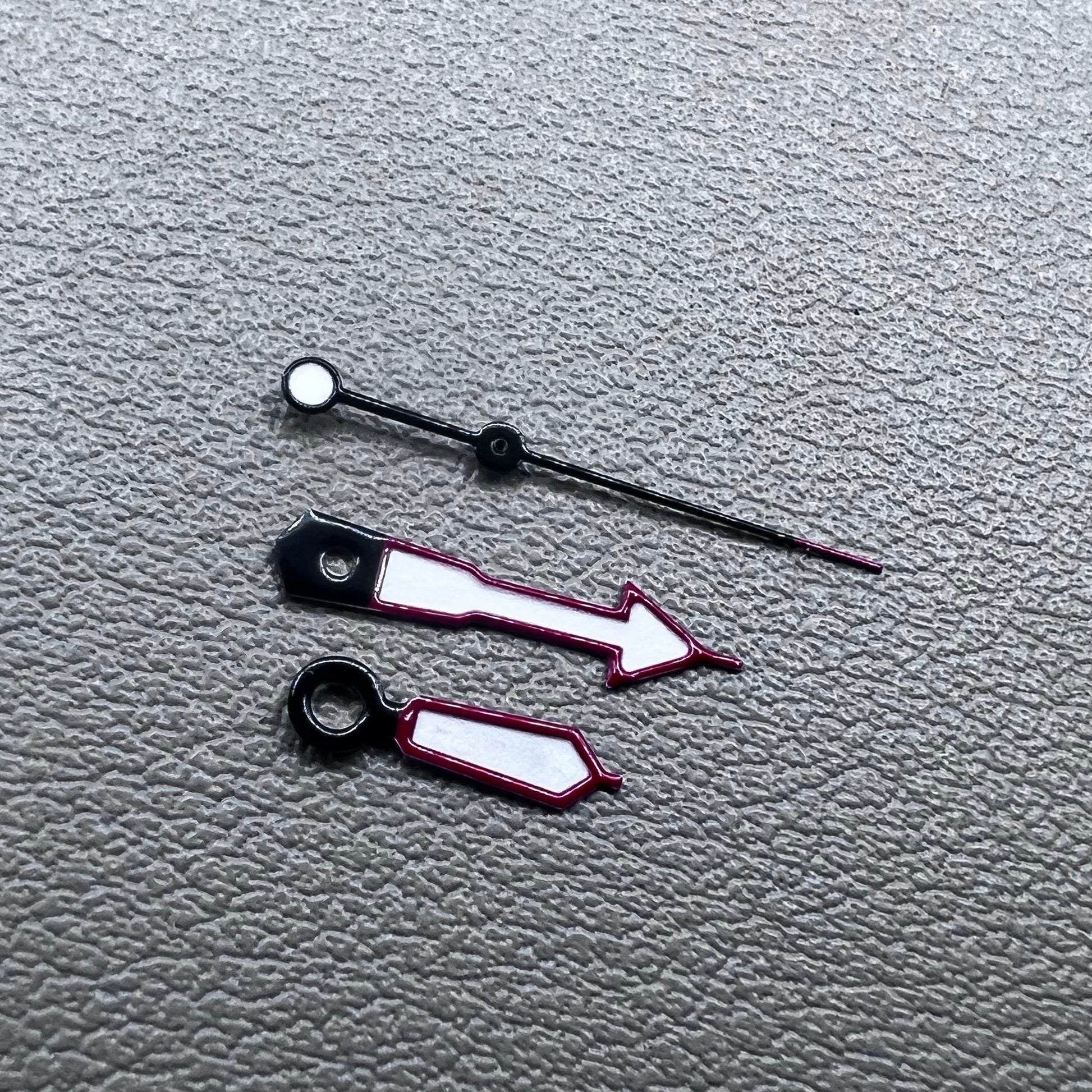 Green lume arrow-shaped watch hands with red trim, compatible with NH35 NH36 movements,.