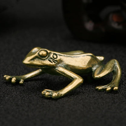 Hand-carved solid copper mini frog trinket, vintage bronze finish, perfect watch accessory decor and collectors.