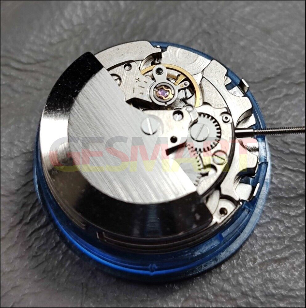 Tianjin Seagull ST6 mechanical watch movement, China-made, precise automatic design without calendar.