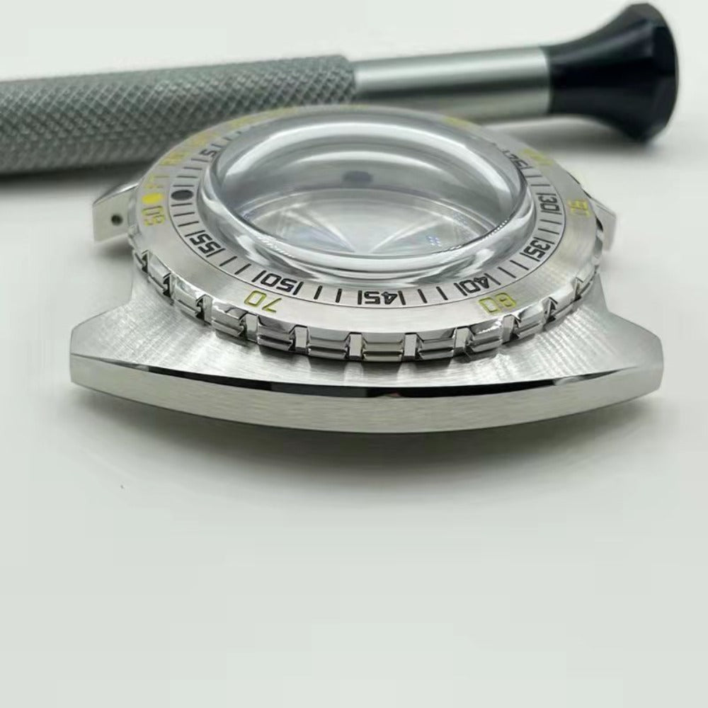 Silver watch case with sapphire glass and double bezel for NH35 NH36 movements.