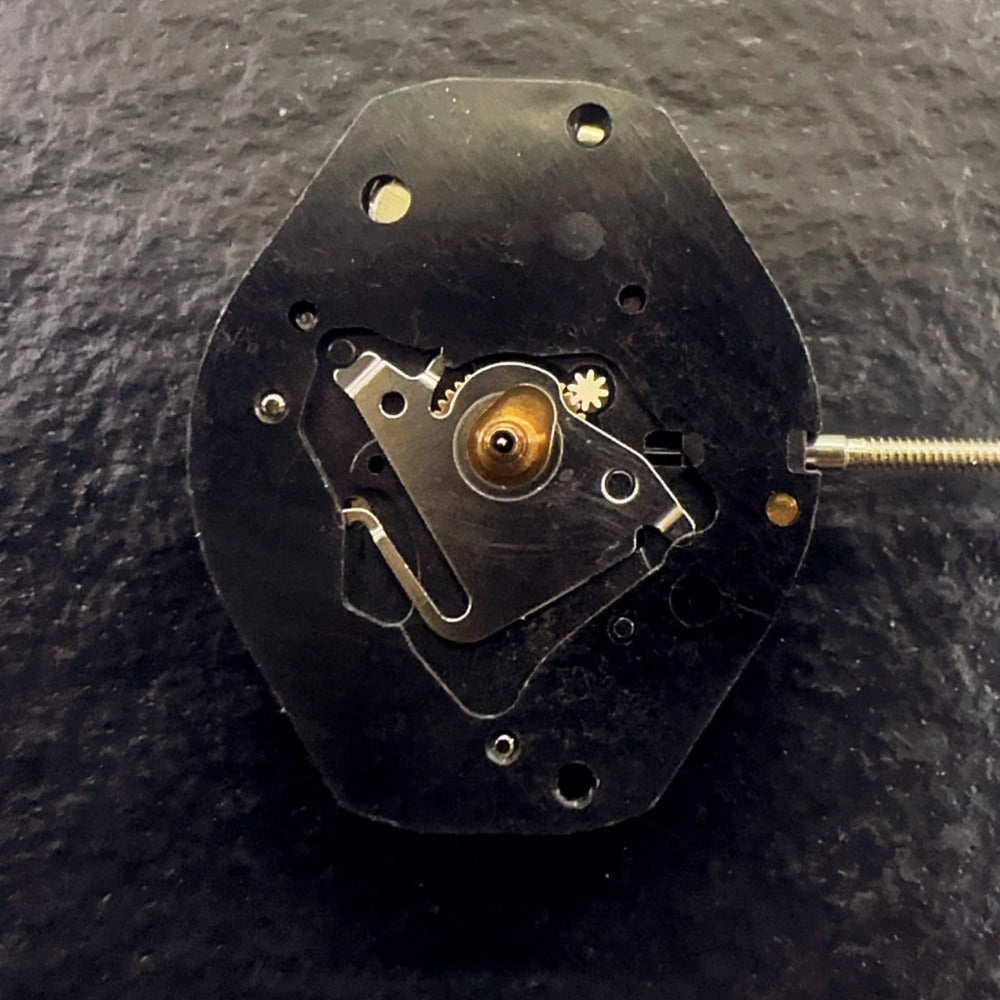 Swiss Made ISA 608 quartz watch part with 3 hands, ideal for precise watch accessory repairs.