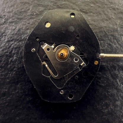Swiss Made ISA 608 quartz watch part with 3 hands, ideal for precise watch accessory repairs.