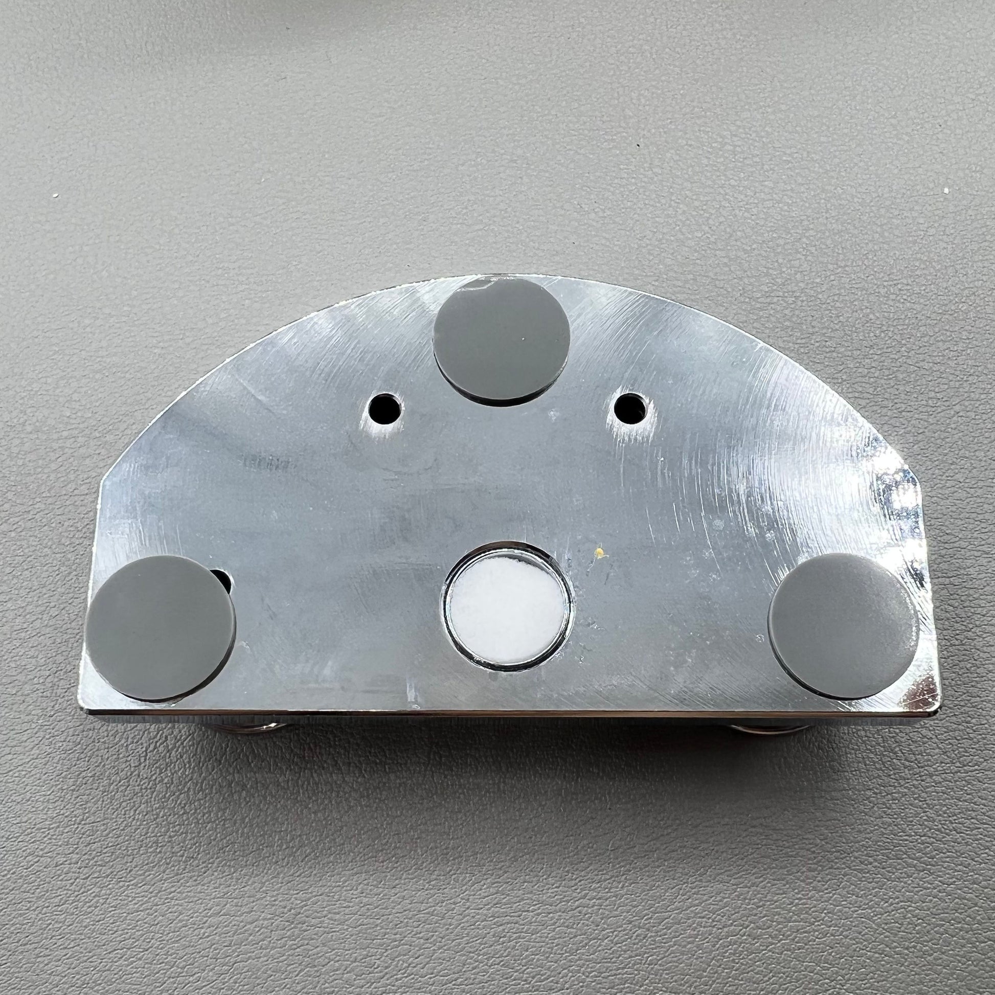 BG 30180-A stainless steel watch oil cup stand with 4 covered oiler dishes for precise watch repair.