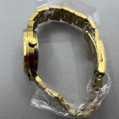 Shanghai 33mm manual mechanical watch with golden nail square case, 17 jewels, elegant design.