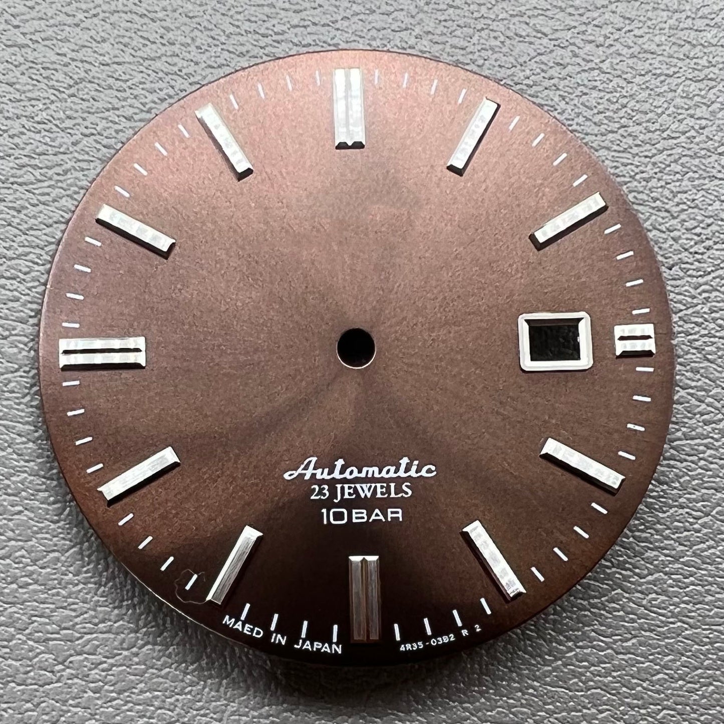 Cadran de montre marron modifié Silver Nail No Lume 34 mm pour mouvement NH35 NH36