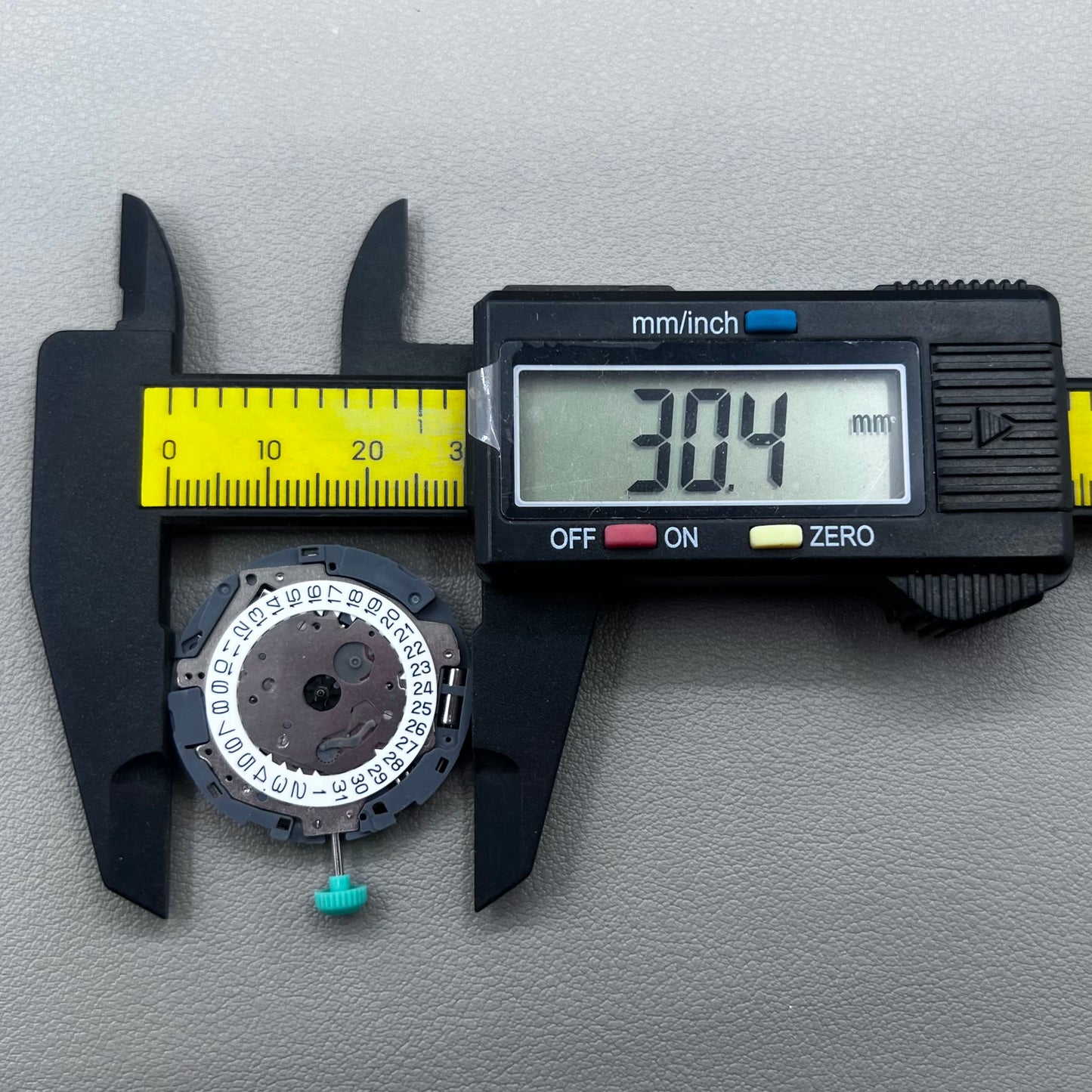 Japan Miyota OS11 Watch Quartz Movement Date@4