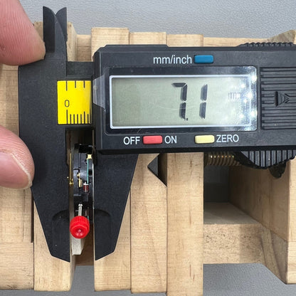 ETA Swiss G15.212 Quarzwerk Datum bei 6 Uhr Ersetzt Modell G15.211