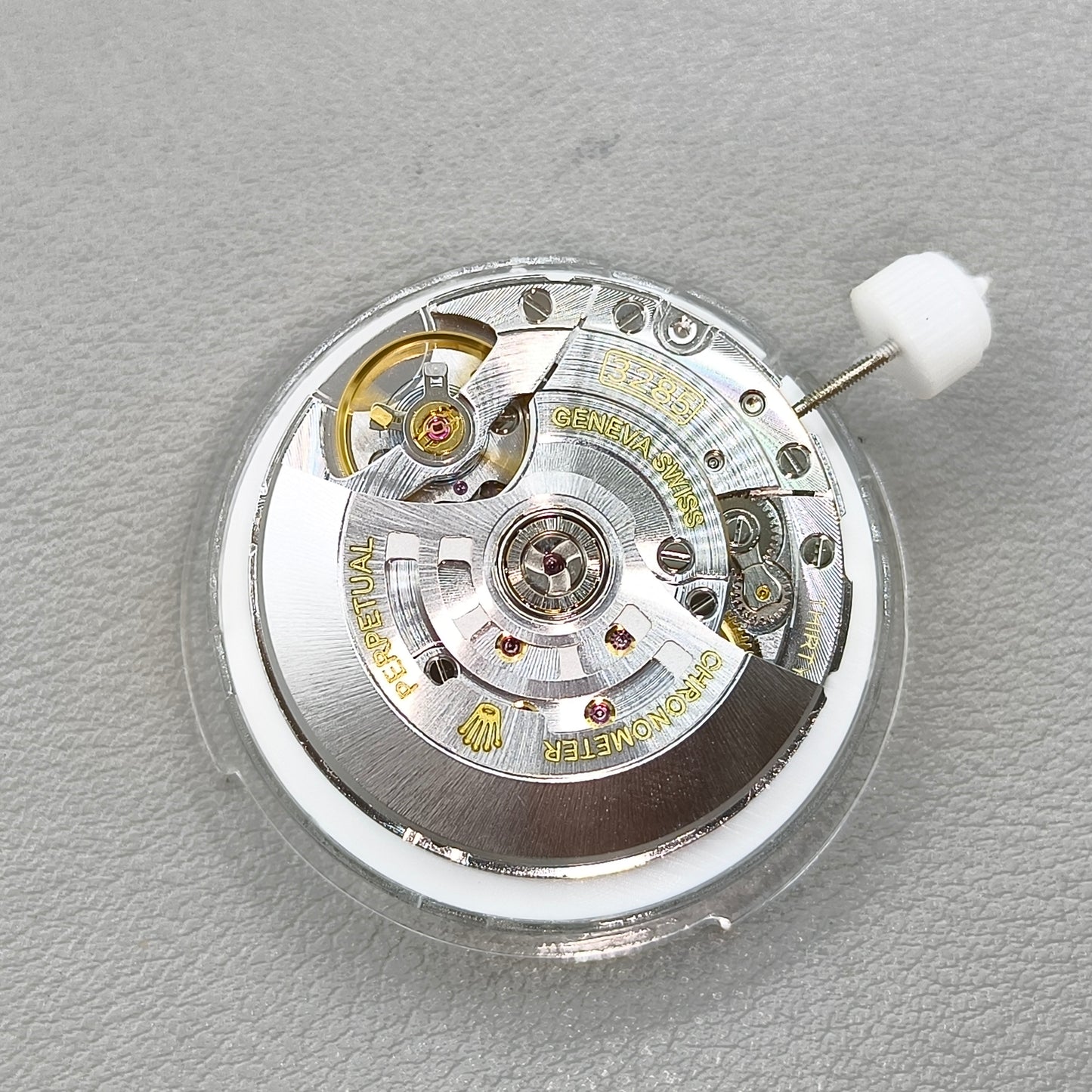 Shanghai 3285 Automatic Mechanical Movement 4 Hands GMT Greenwich Rotor Carved