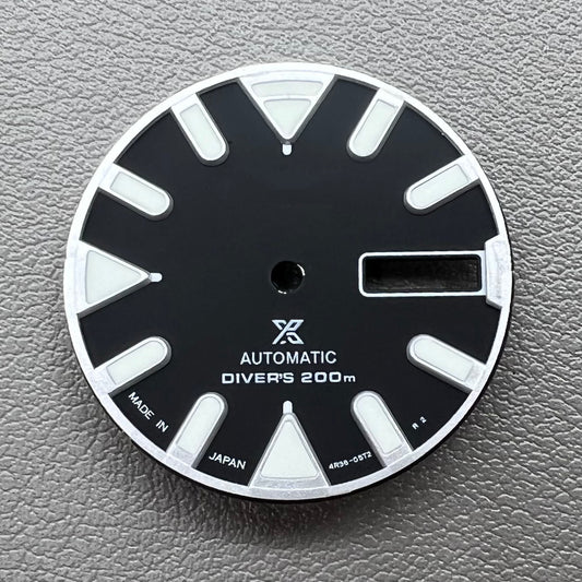 28.5mm Black modified diving dial with green luminous markers for NH35 NH36 movement