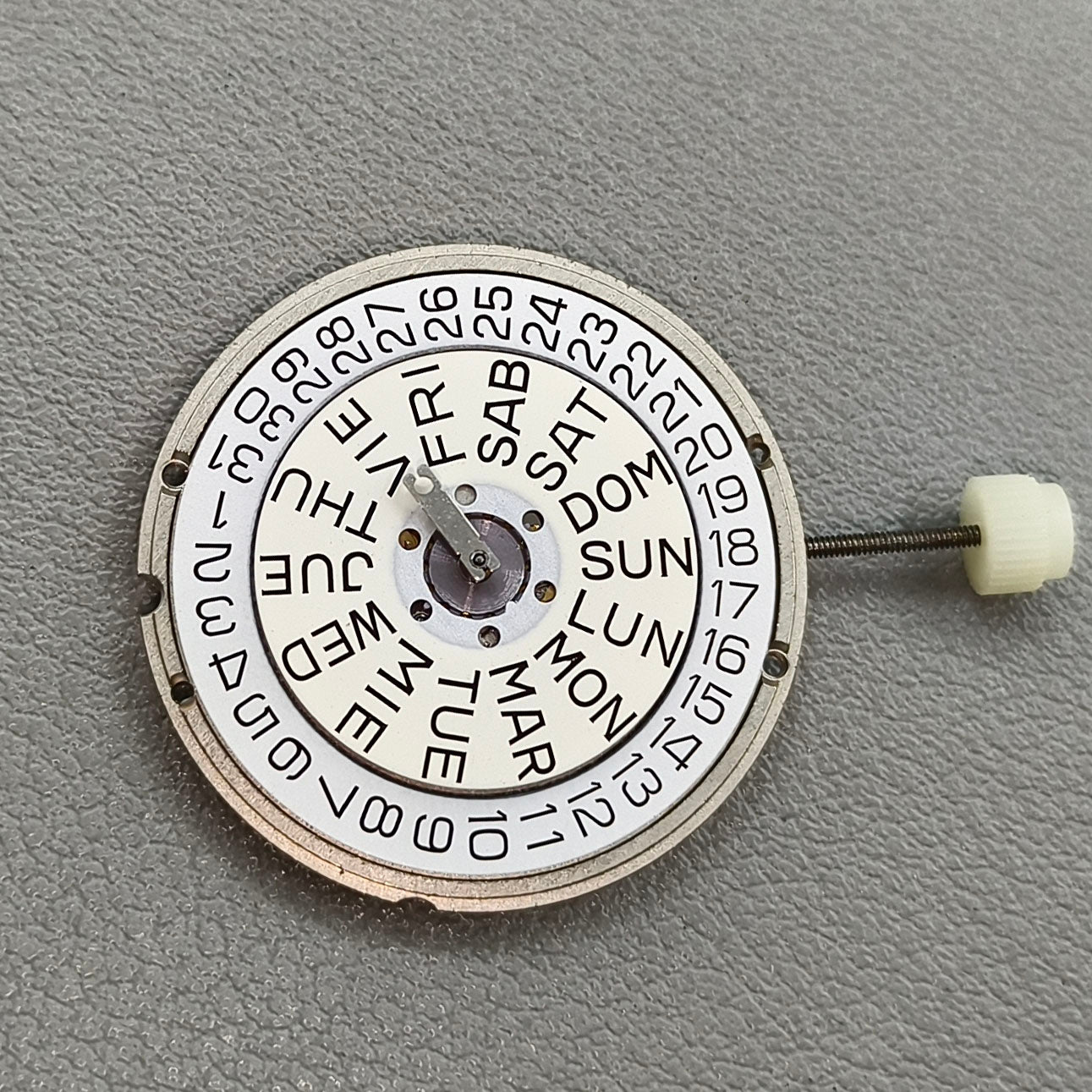 Swiss ETA 955.122 Quartz Movement Double Calendar 3 Hands Date@3