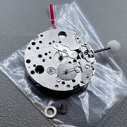 DG 2813 silver automatic mechanical watch movement, precision-engineered for watch accessories.