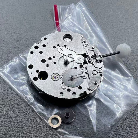 DG 2813 silver automatic mechanical watch movement, precision-engineered for watch accessories.