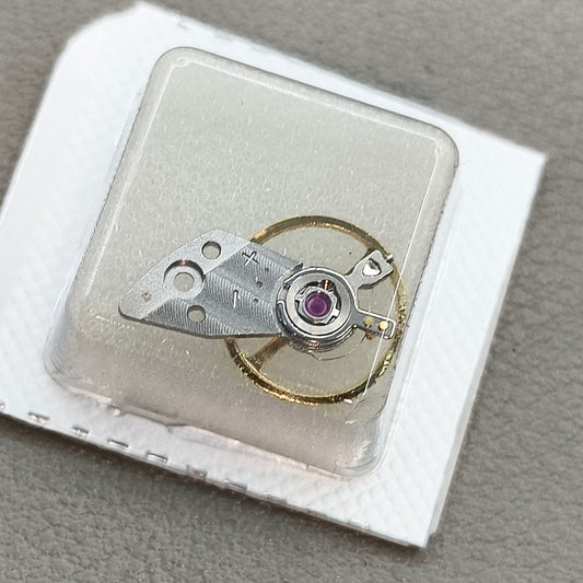 Replacement Japan Complete Balance Wheel with Splint for Miyota 821A Movement