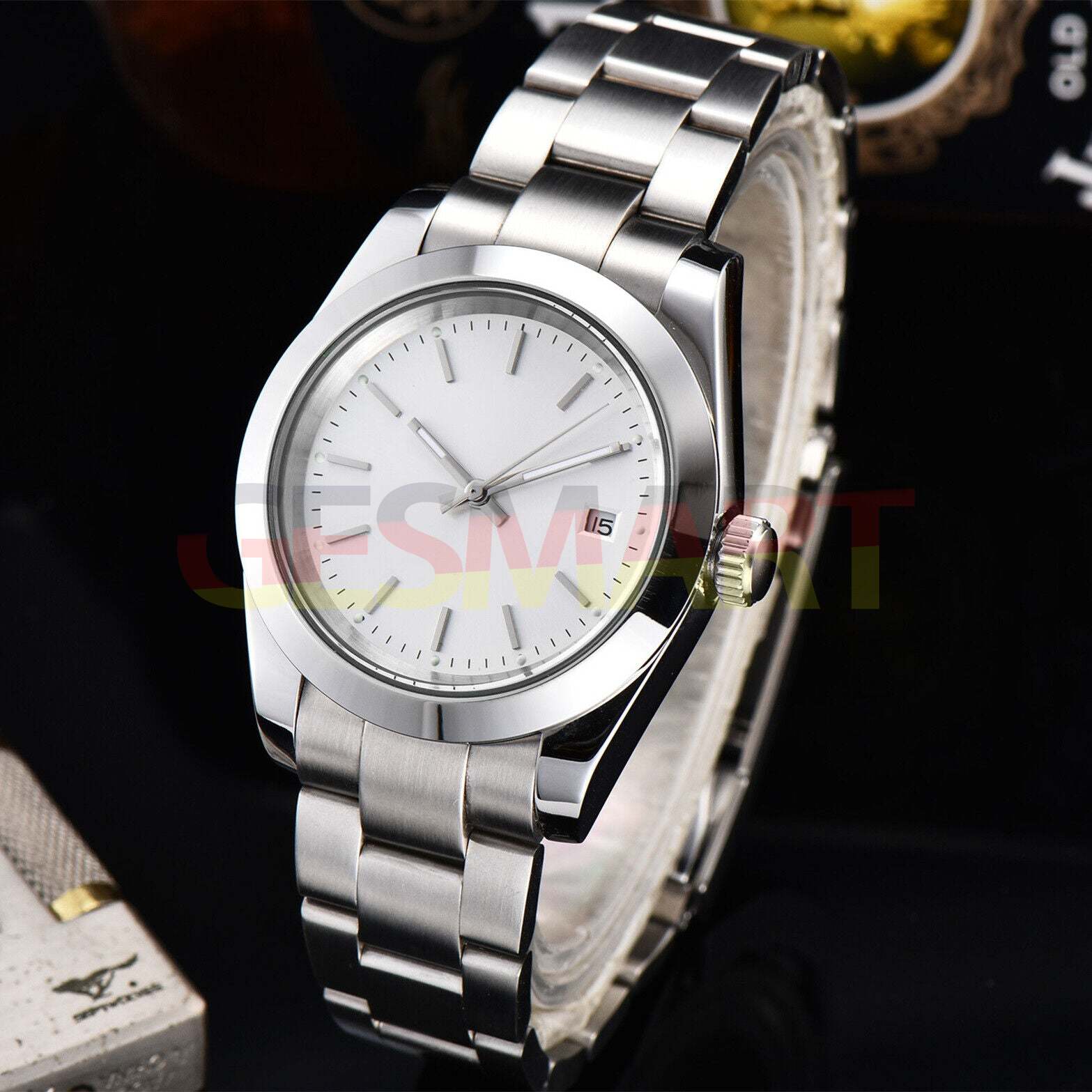 316L stainless steel 40mm men's wristwatch with sapphire glass, waterproof design, white dial, and silver nail markers.