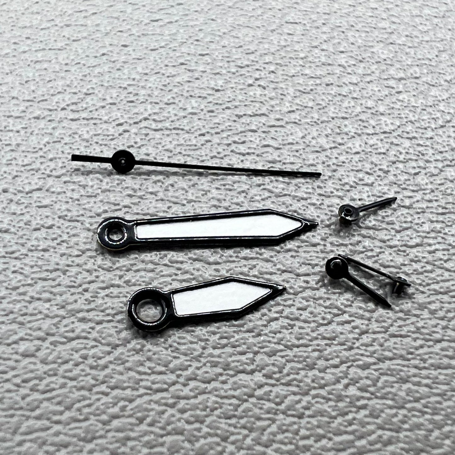 2 Sets/Pack White Painted Black Trim Watch Hands for Miyota OS10 OS20 OS22 OS60 OS80