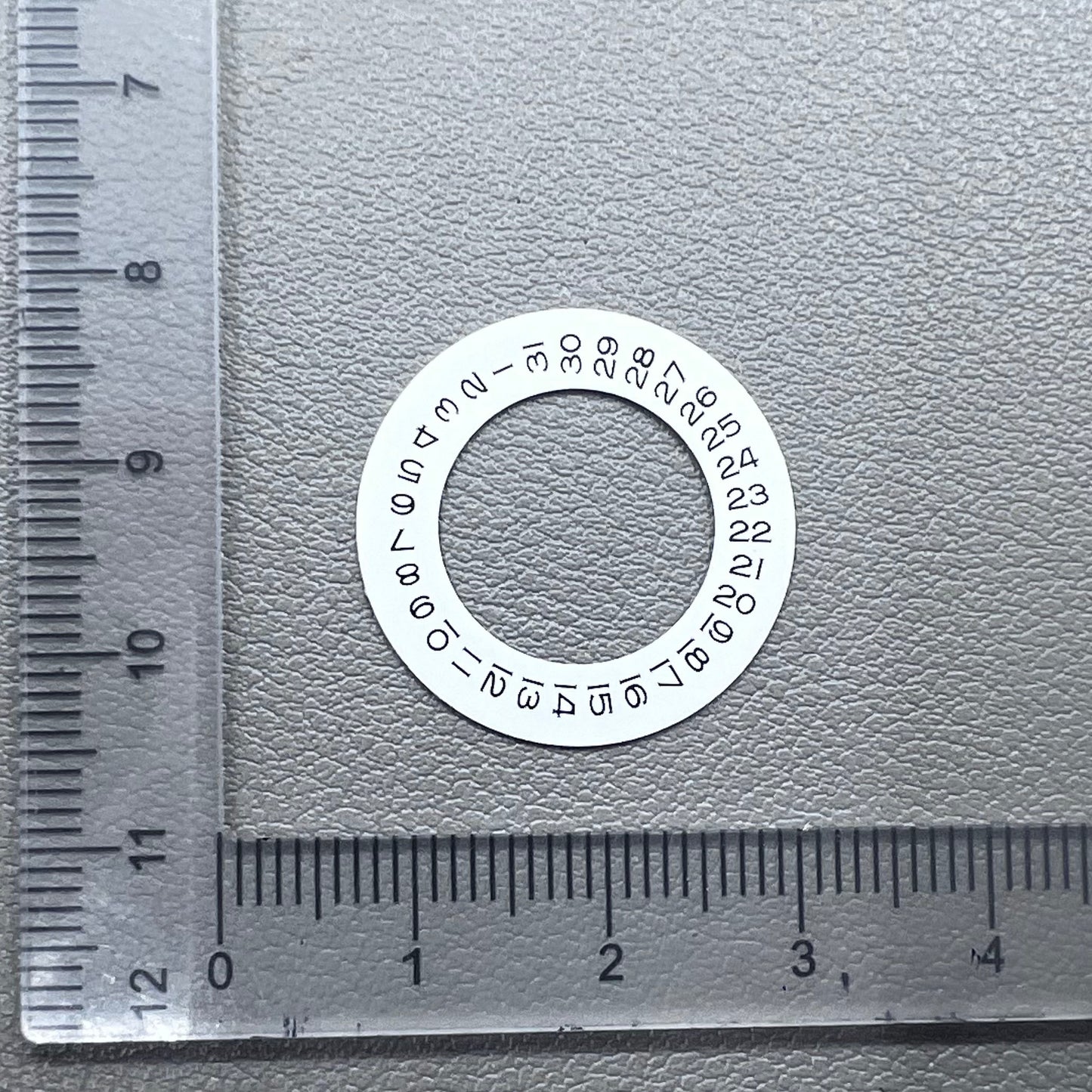 Thicken date disk wheel overlay for Seagull Tianjin 2824 movement, durable watch accessory replacement.