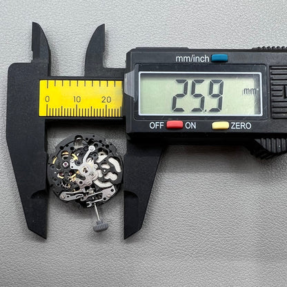 Echtes Miyota 8N24 Schwarzes Automatisches Skelettmechanisches Uhrwerk