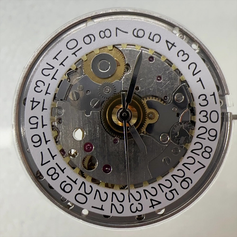 China Made 5100A automatic watch movement with 3 hands and single calendar, precise mechanical part.